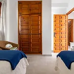Cozy 2br Flat With Terrace & Pool Nerja