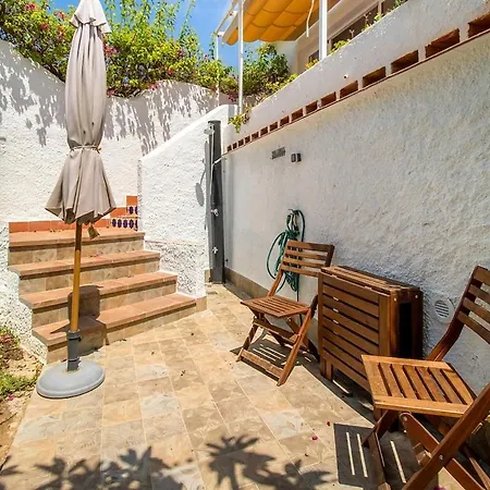 Cozy 2br Flat With Terrace & Pool Нерха