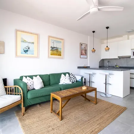 Apartamento Cozy 2br Flat With Terrace & Pool *