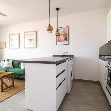 Apartamento Cozy 2br Flat With Terrace & Pool *